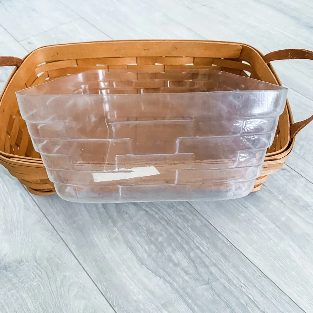 Longaberger Gathering Pantry Basket with protector